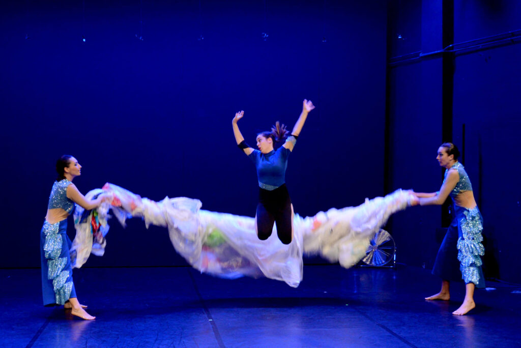 Helena Gómez - Creación