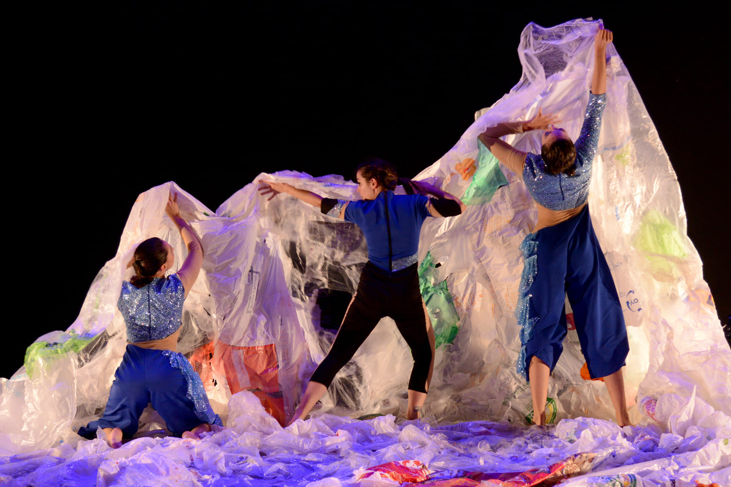 Helena Gómez – Creación